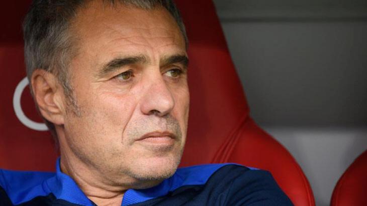 Ersun Yanal: Uçurumun kenarında yürüyoruz