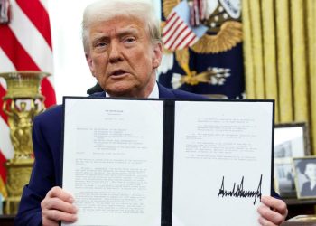 Abd Daşkani Trump, Karşivlihar Tarifelerle Ilgililli Bir Karara Imza Attti