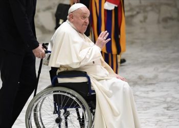 Tabipleri Papa Franciscus’un Sıhhat Durumu Hakkesda Konuştu