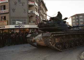 Demokrasiye Postmodern Darbe: 28 Şubat
