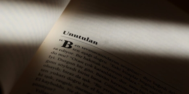 Apple-Katlanabilir-iPhone-Icin-Deneme-Uretimine-Basladi-featured