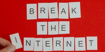 Internet-Neden-Yavasladi-Deprem-Sonrasi-Sosyal-Medyada-Bant-Daraltmasi-featured